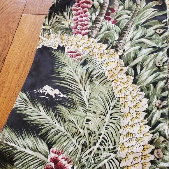 Tommy Bahama 100%‎ Silk Top - Picture 3 of 5